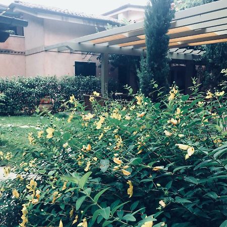 Cocciopestorooms Marina di Massa Ngoại thất bức ảnh