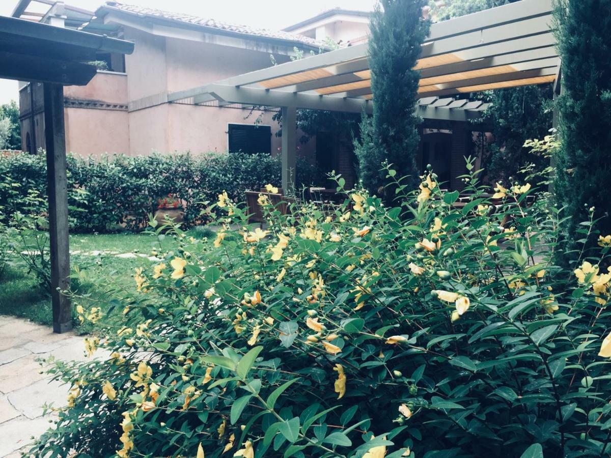 Cocciopestorooms Marina di Massa Ngoại thất bức ảnh